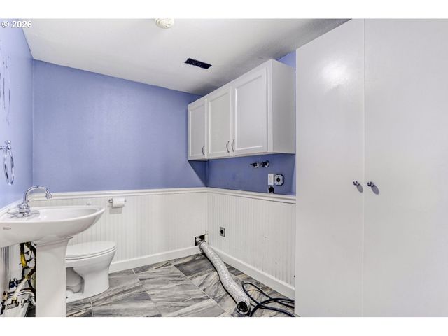 5710 Sw 206TH Ave, Beaverton, OR 97078