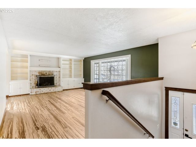 5710 Sw 206TH Ave, Beaverton, OR 97078