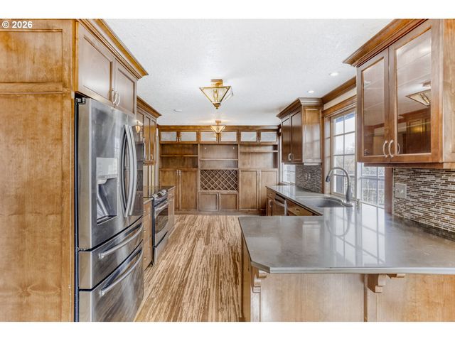 5710 Sw 206TH Ave, Beaverton, OR 97078