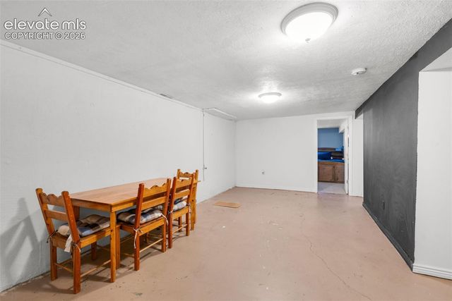 69 Hanson Lane, Pueblo, CO 81001