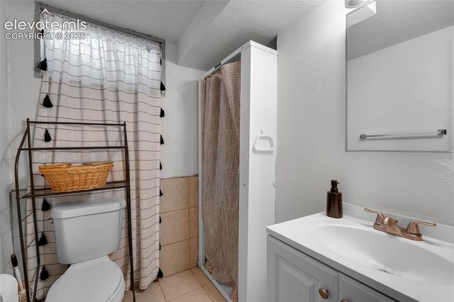 69 Hanson Lane, Pueblo, CO 81001