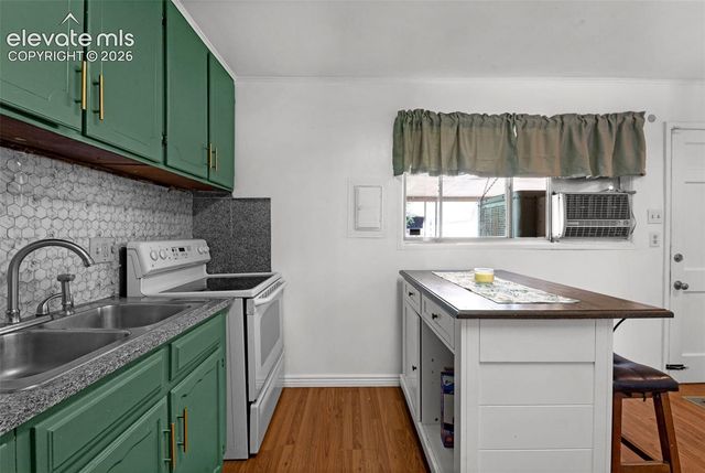 69 Hanson Lane, Pueblo, CO 81001