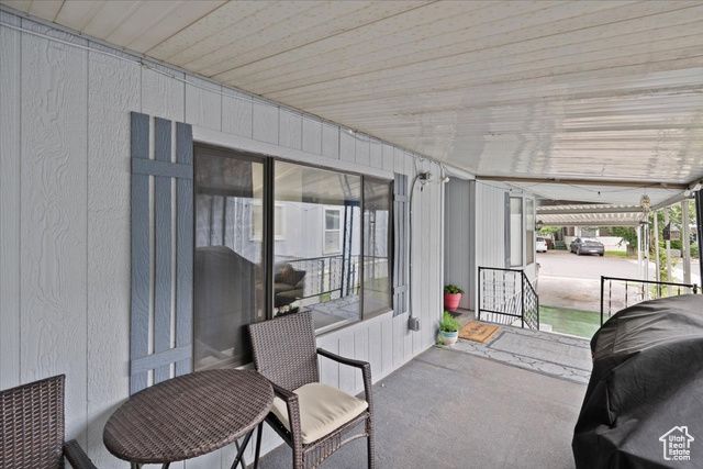 4979 S CAMINO REAL DR, Holladay, UT 84117