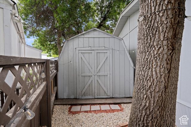 4979 S CAMINO REAL DR, Holladay, UT 84117