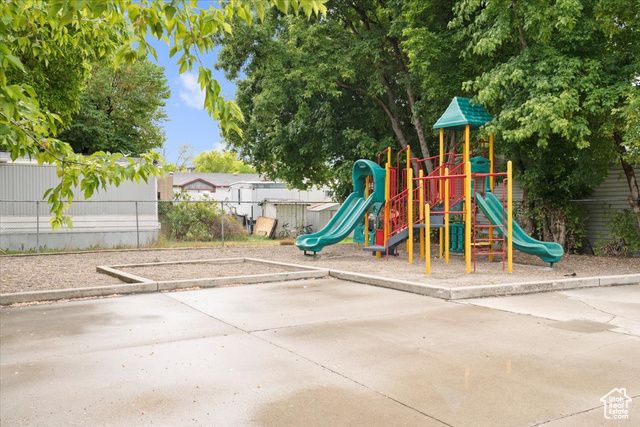 4979 S CAMINO REAL DR, Holladay, UT 84117