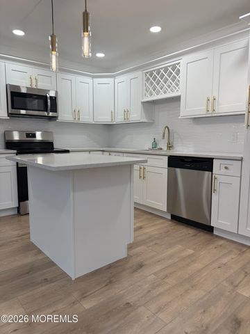 41 Piazza San Paola C, Freehold, NJ 07728