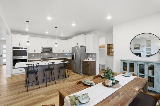 311 E UNCHARTERED LN, Draper, UT 84020