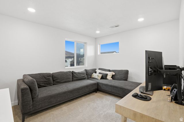 311 E UNCHARTERED LN, Draper, UT 84020