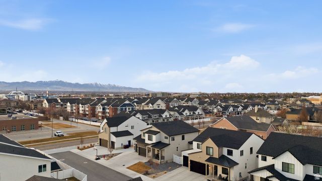 311 E UNCHARTERED LN, Draper, UT 84020