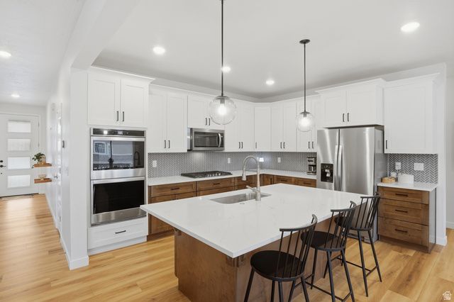 311 E UNCHARTERED LN, Draper, UT 84020