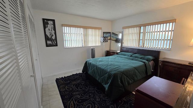 1200 Tallwood Avenue 305, Hollywood, FL 33021