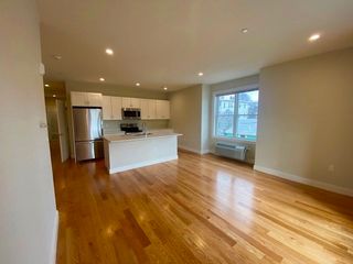 208 Neponset Valley Parkway 5, Boston, MA 02136