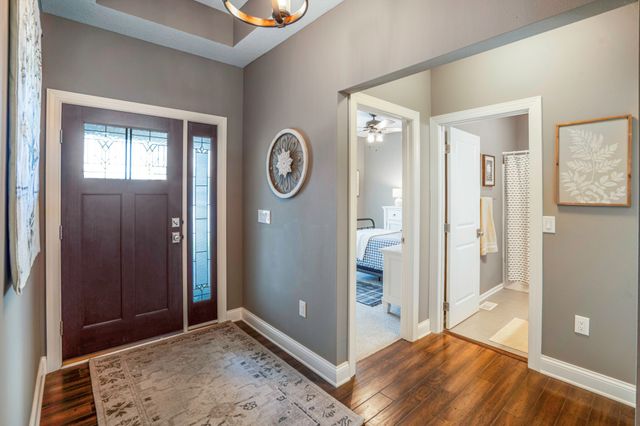 16214 Northpark Drive, Urbandale, IA 50323