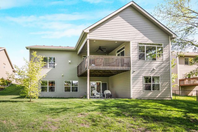 16214 Northpark Drive, Urbandale, IA 50323