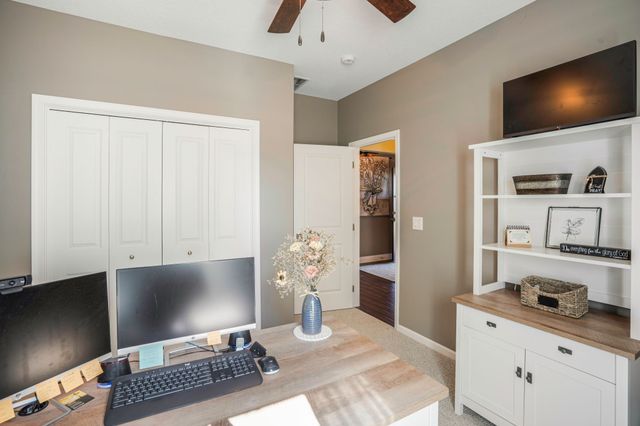 16214 Northpark Drive, Urbandale, IA 50323