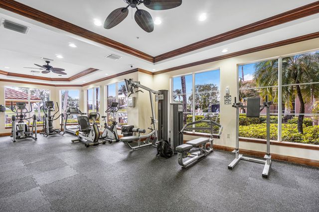 11780 St Andrews Place Unit 304, Wellington, FL 33414