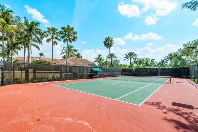 11780 St Andrews Place Unit 304, Wellington, FL 33414