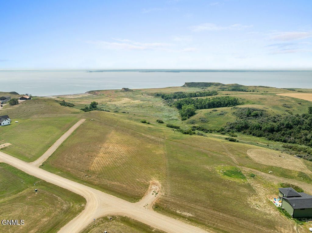 Tbd 42l Avenue, Garrison, ND 58540 photo 1