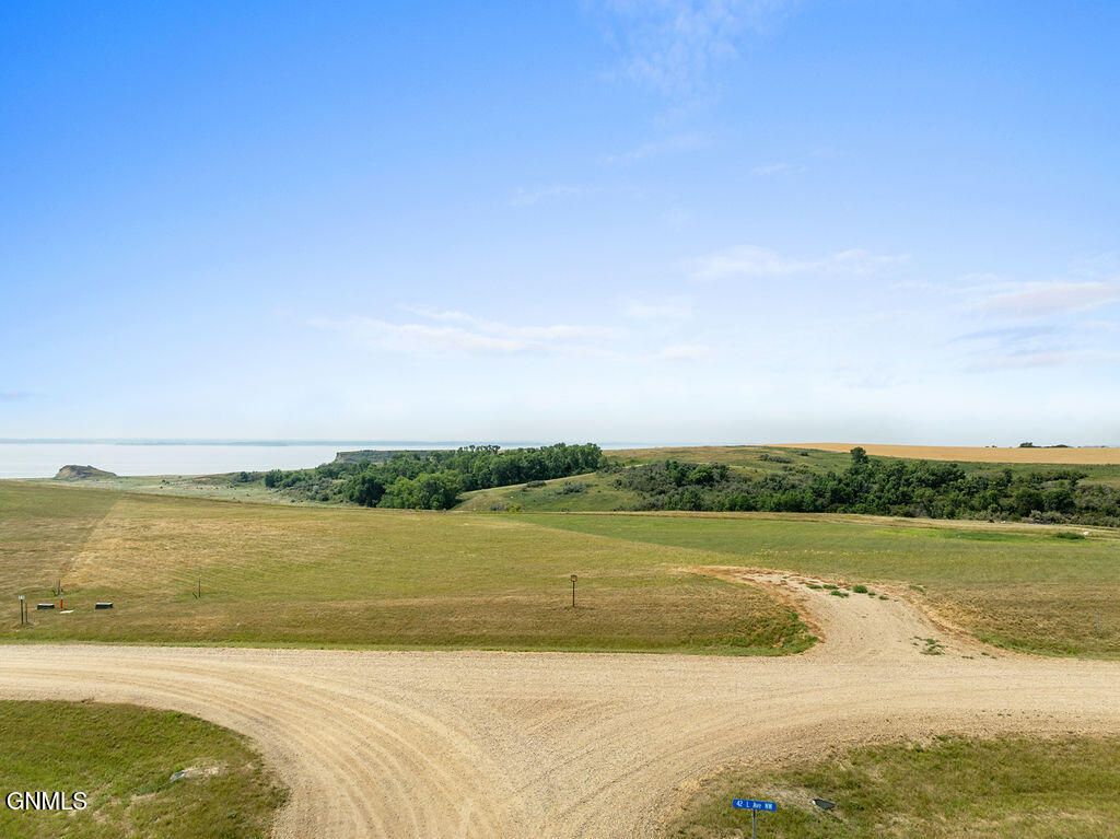 Tbd 42l Avenue, Garrison, ND 58540 photo 2