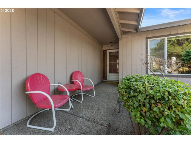 15800 Sw ALDERBROOK Cir, Portland, OR 97224