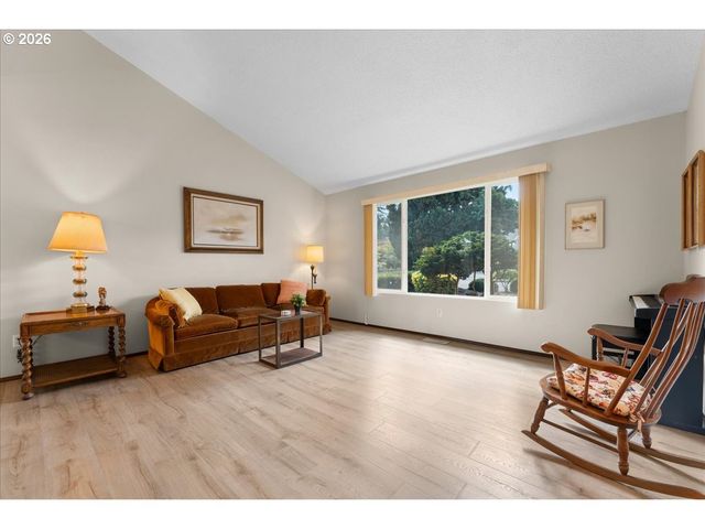 15800 Sw ALDERBROOK Cir, Portland, OR 97224