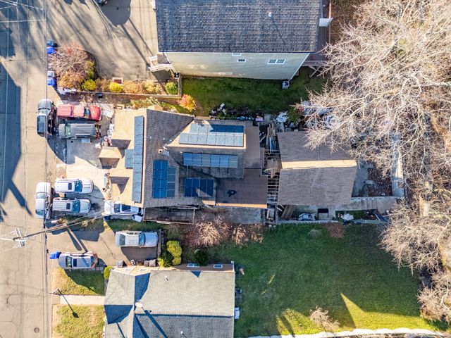 21 Brainerd Road, Branford, CT 06405