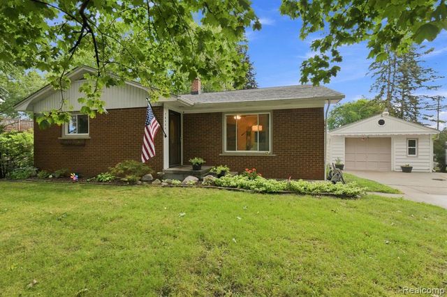 70484 N Main Street, Richmond, MI 48062
