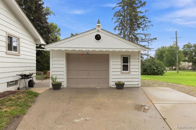 70484 N Main Street, Richmond, MI 48062