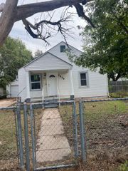 1536 S Edwards Ave, Wichita, KS 67213