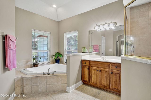 5052 LOURCEY Road, Jacksonville, FL 32257