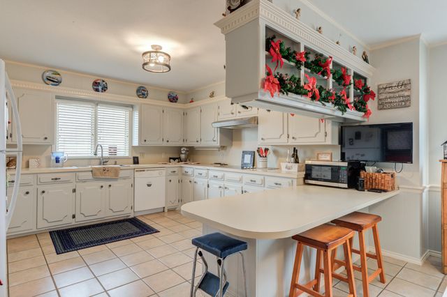 902 W 6th Street, Idalou, TX 79329