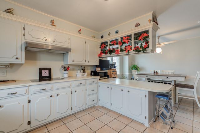 902 W 6th Street, Idalou, TX 79329