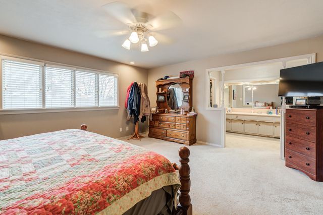 902 W 6th Street, Idalou, TX 79329