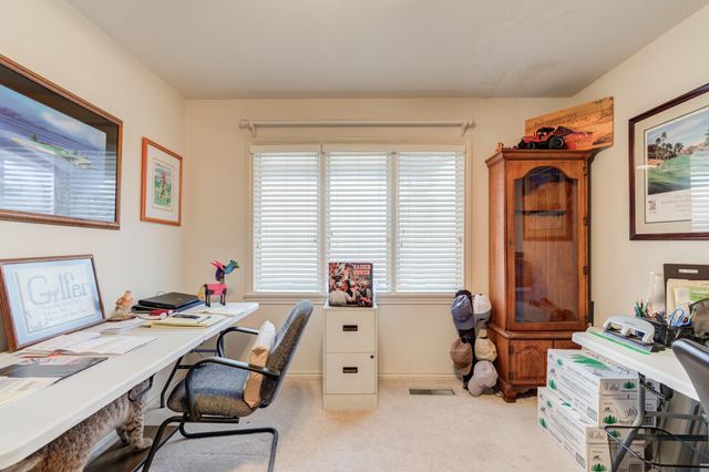 902 W 6th Street, Idalou, TX 79329