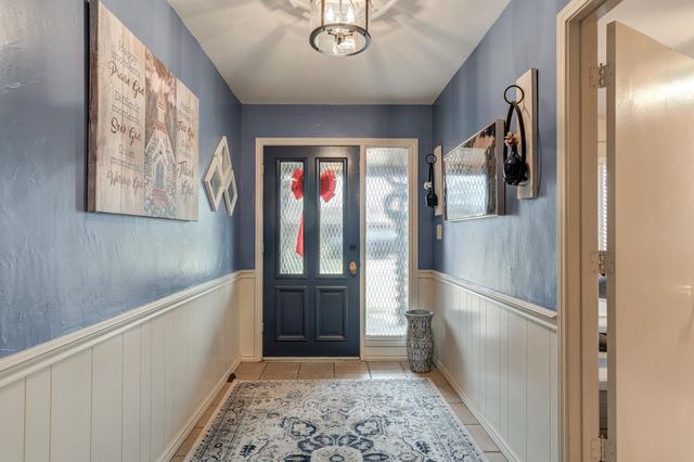 902 W 6th Street, Idalou, TX 79329