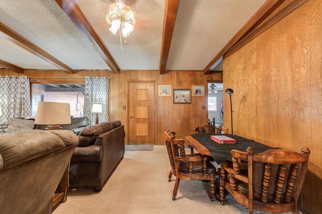 902 W 6th Street, Idalou, TX 79329