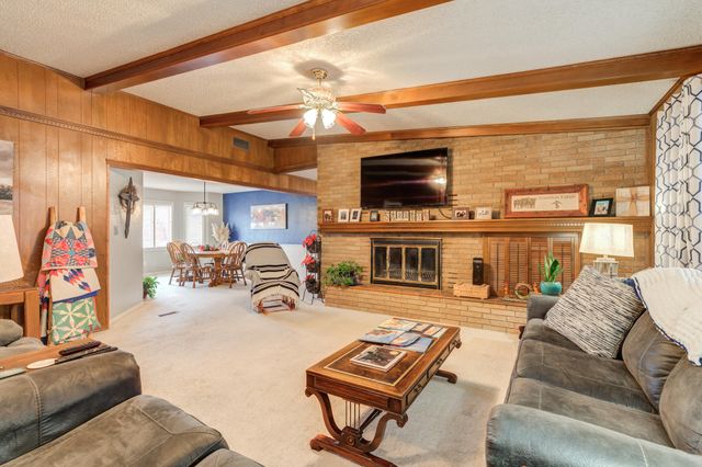 902 W 6th Street, Idalou, TX 79329