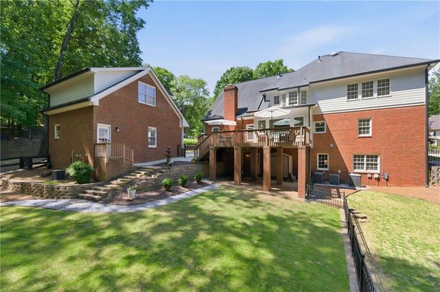 5736 Fairley Hall Court, Peachtree Corners, GA 30092