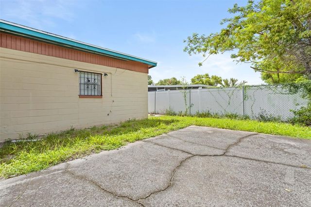 10412 N ALTMAN STREET, Tampa, FL 33612