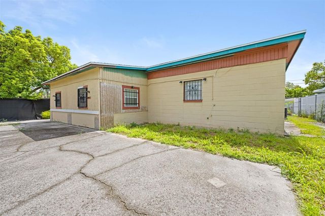 10412 N ALTMAN STREET, Tampa, FL 33612