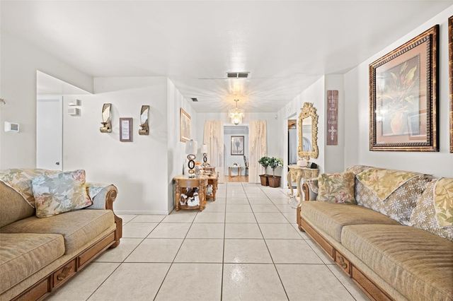 10412 N ALTMAN STREET, Tampa, FL 33612