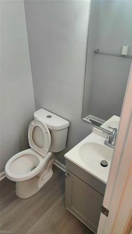 6801 Ivanhoe CT, Suffolk, VA 23435