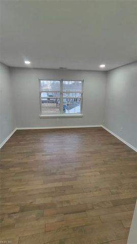 6801 Ivanhoe CT, Suffolk, VA 23435