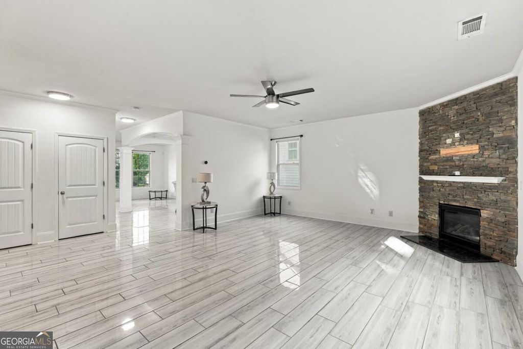 351 The Boulevard, Newnan, GA 30263 — photo 2