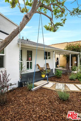 849 N Lima Street, Burbank, CA 91505