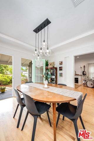 849 N Lima Street, Burbank, CA 91505