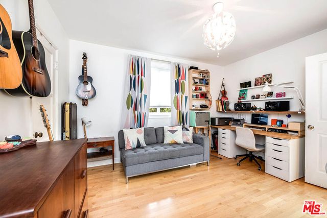 849 N Lima Street, Burbank, CA 91505