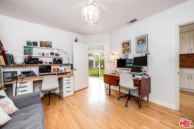 849 N Lima Street, Burbank, CA 91505