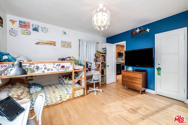 849 N Lima Street, Burbank, CA 91505