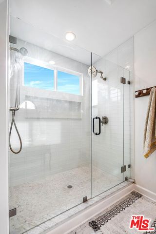 849 N Lima Street, Burbank, CA 91505